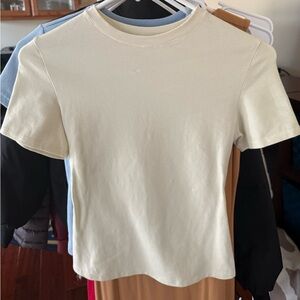 SKIMS Cream Short Sleeve Tee